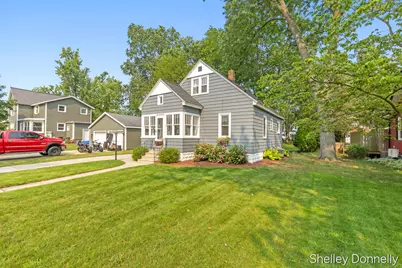 117 S Park Street, Zeeland, MI 49464 - Photo 2