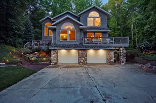 677 Tuttle Rd, Baroda, MI 49101 - Photo 4