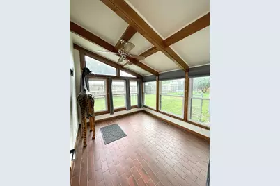 537 Fairfield Avenue, Battle Creek, MI 49015 - Photo 2