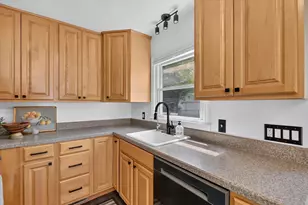 1604 Roseland Ave, Kalamazoo, MI 49001 - Photo 10