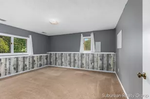 2543 Glencairin Dr NW, Grand Rapids, MI 49504 - Photo 30