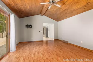 2543 Glencairin Dr NW, Grand Rapids, MI 49504 - Photo 18