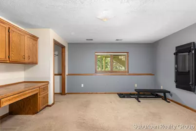 2543 Glencairin Drive NW, Grand Rapids, MI 49504 - Photo 28
