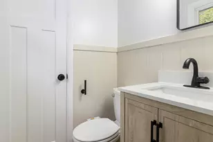 6838 Bonnie Ave SE, Grand Rapids, MI 49508 - Photo 14