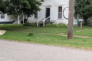 210 N Sophia St, Homer, MI 49245 - Photo 1