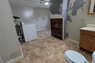 210 N Sophia St, Homer, MI 49245 - Photo 16