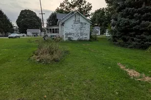 210 N Sophia St, Homer, MI 49245 - Photo 4
