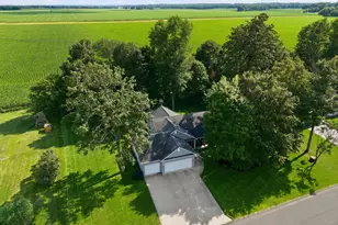 6143 Sunshine Ave, Schoolcraft, MI 49087 - Photo 2