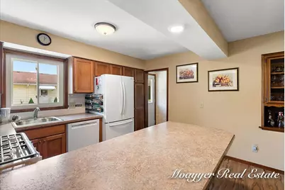 5895 Leisure South Drive SE, Grand Rapids, MI 49548 - Photo 12