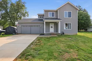 30 Ecklund St, Sparta, MI 49345 - Photo 1
