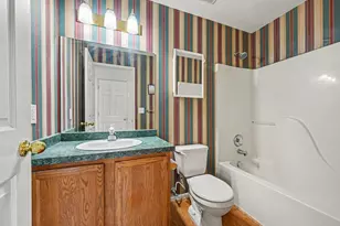 8433 Barrington Dr, Ypsilanti, MI 48198 - Photo 12