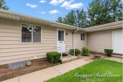 5891 Leisure S Drive SE, Grand Rapids, MI 49548 - Photo 6