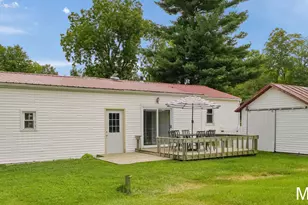1233 138th Ave, Wayland, MI 49348 - Photo 18