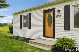 1233 138th Ave, Wayland, MI 49348 - Photo 2