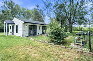 7188 E Beach Dr, South Haven, MI 49090 - Photo 28