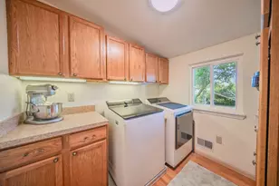 459 Skydale Dr, Ann Arbor, MI 48105 - Photo 18