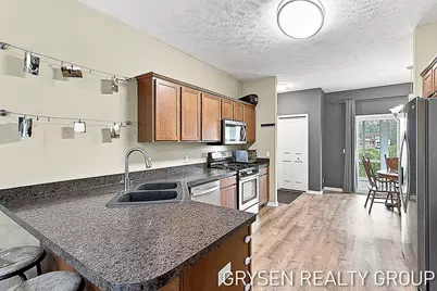 6269 Timber Drive, Allendale, MI 49401 - Photo 10