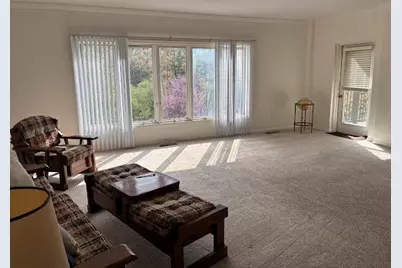 4040 Greenleaf Circle #305, Kalamazoo, MI 49008 - Photo 2