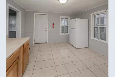 637 Davis Street, Kalamazoo, MI 49007 - Photo 8