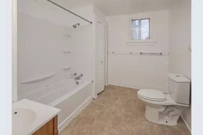 637 Davis Street, Kalamazoo, MI 49007 - Photo 10