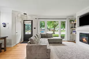 126 Pleasant Ridge Dr, Saline, MI 48176 - Photo 6