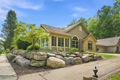 1073 Bridge Crest SE, Ada, MI 49301 - Photo 2