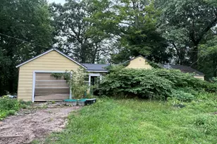 415 Wilson Ave SW, Walker, MI 49534 - Photo 2