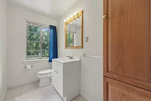 8550 N Meridian Rd, Pleasant Lake, MI 49272 - Photo 12