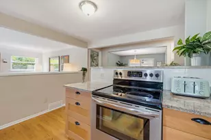2228 Medford Rd, Ann Arbor, MI 48104 - Photo 14