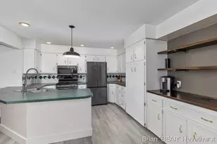 7520 Windgate Dr, Jenison, MI 49428 - Photo 8