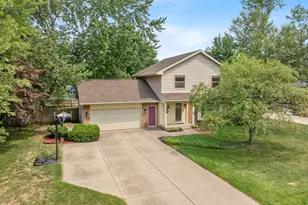 7520 Windgate Dr, Jenison, MI 49428 - Photo 4