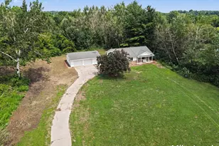 17646 Hall Rd, Casnovia, MI 49318 - Photo 20