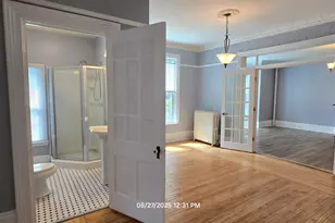 212 Oak St, Manistee, MI 49660 - Photo 2