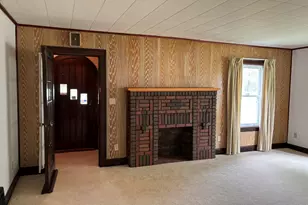 328 Miller Ave, Battle Creek, MI 49037 - Photo 2