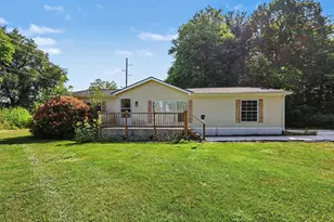 17048 Bond St, Nunica, MI 49448 - Photo 1