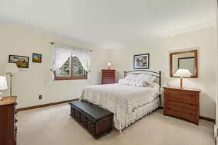 8569 Roundhill Ct, Saline, MI 48176 - Photo 34