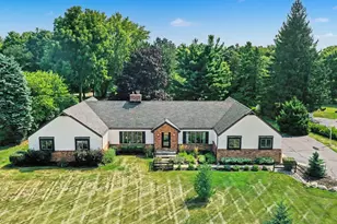 8569 Roundhill Ct, Saline, MI 48176 - Photo 1