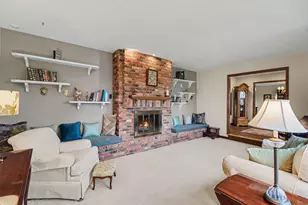 8569 Roundhill Ct, Saline, MI 48176 - Photo 12