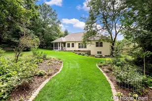 1059 Greenwood Forest SE, Grand Rapids, MI 49546 - Photo 48