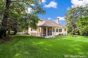 1059 Greenwood Forest SE, Grand Rapids, MI 49546 - Photo 40