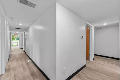 2532 Spring Arbor Road #2, Jackson, MI 49203 - Photo 32