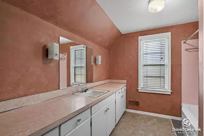 180 W 18th Street, Holland, MI 49423 - Photo 24