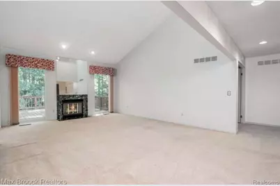 6257 Gatewood, West Bloomfield, MI 48322 - Photo 34