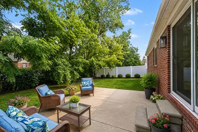 37454 Eagle Drive, Livonia, MI 48150 - Photo 4
