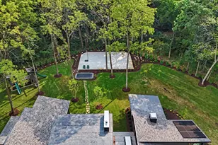 3657 Knoll Creek Ct, Ann Arbor, MI 48105 - Photo 4