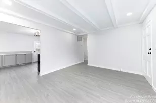 1036 N Maple Rd, Ann Arbor, MI 48103 - Photo 8