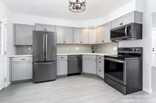 1036 N Maple Rd, Ann Arbor, MI 48103 - Photo 12