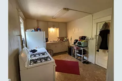 314 E Pine Street, Cadillac, MI 49601 - Photo 14