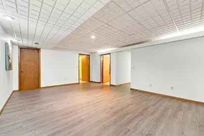 5295 Bear Lake Drive, East Lansing, MI 48823 - Photo 38