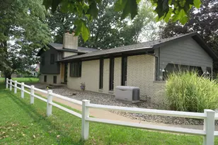 5591 Wing Ave SE, Kentwood, MI 49512 - Photo 2
